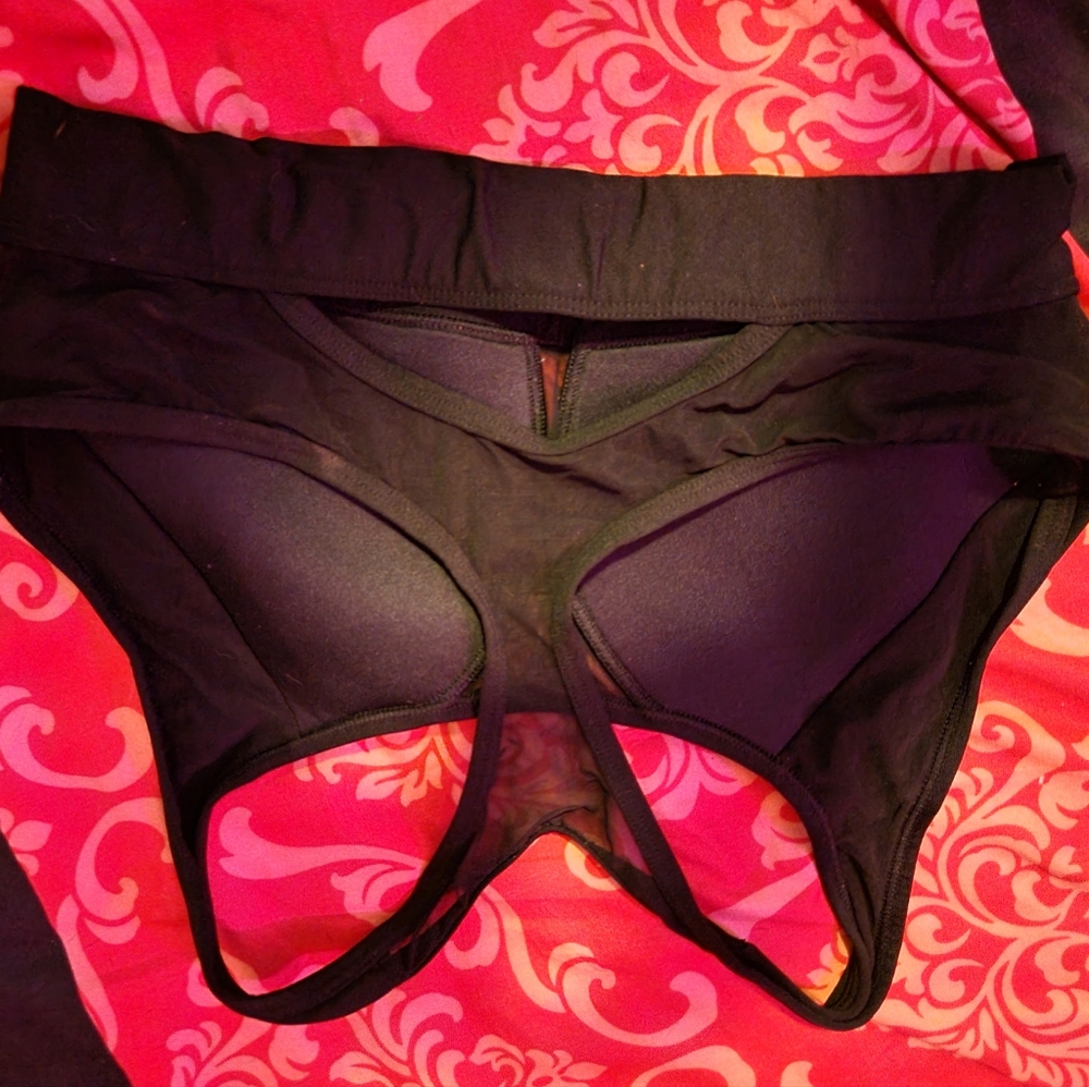 Victoria's secret pink sports bra
